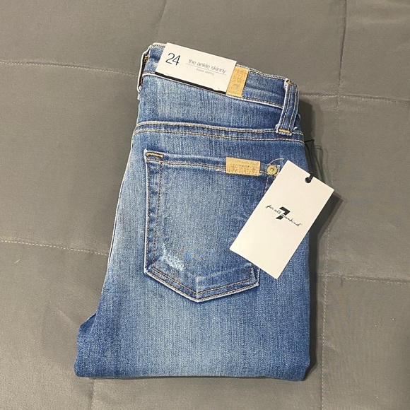7 For All Mankind Denim - 7 for all mankind the Ankle super skinny jeans. 24 inch waist. Size 00. NWT